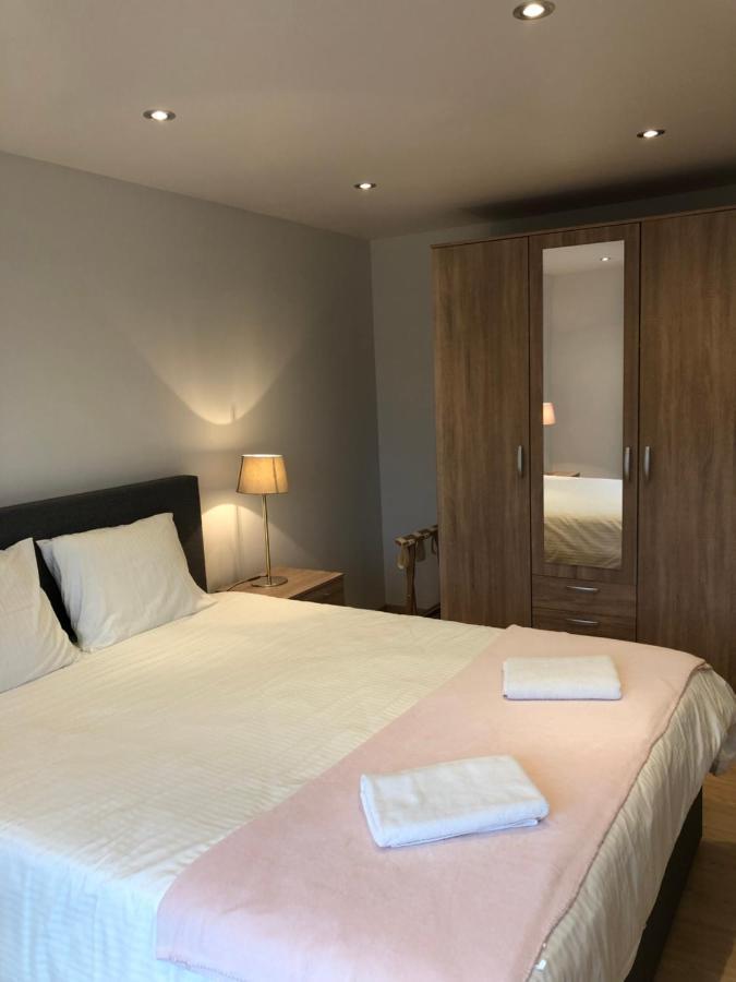 Pegasus I - 2 Chambres De Luxe, Cuisine, Salon, 2 Terrasses Et Sauna Vielsalm Exterior photo