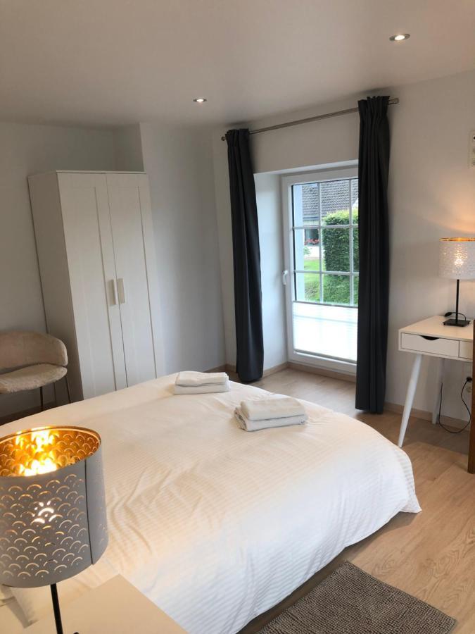 Pegasus I - 2 Chambres De Luxe, Cuisine, Salon, 2 Terrasses Et Sauna Vielsalm Exterior photo