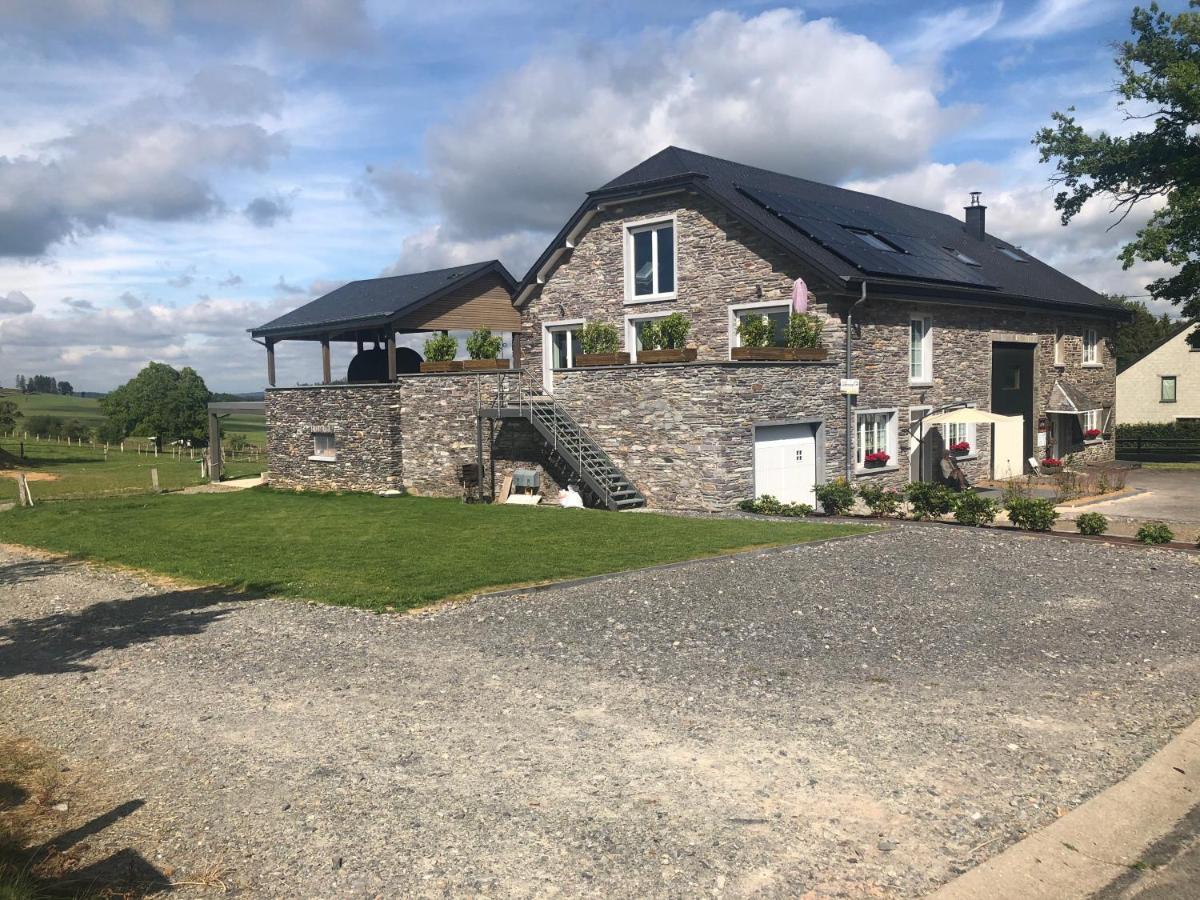 Pegasus I - 2 Chambres De Luxe, Cuisine, Salon, 2 Terrasses Et Sauna Vielsalm Exterior photo