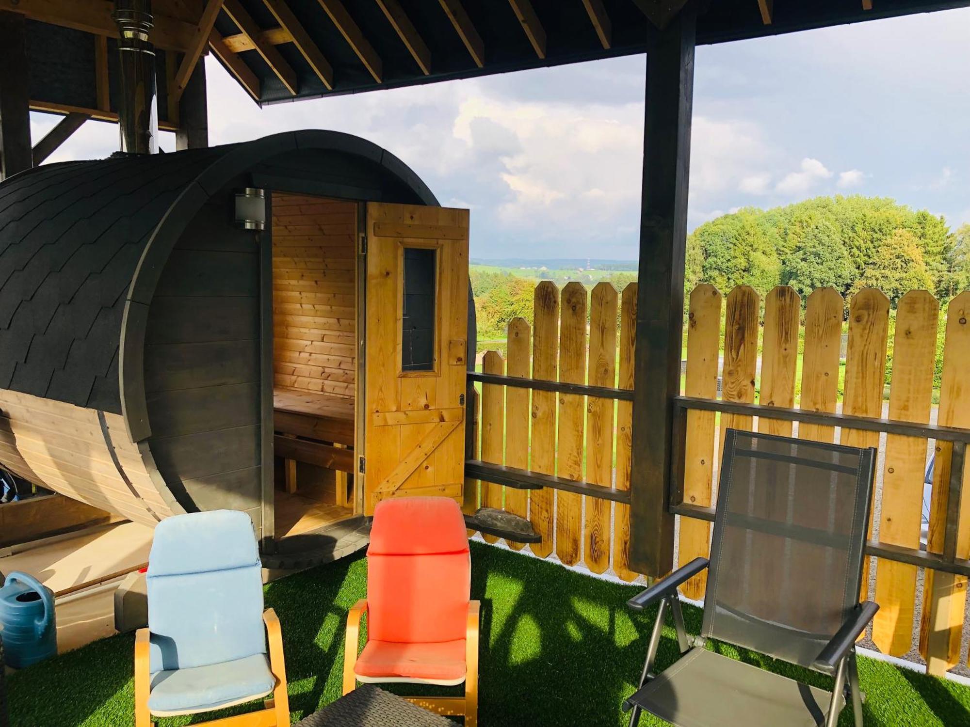 Pegasus I - 2 Chambres De Luxe, Cuisine, Salon, 2 Terrasses Et Sauna Vielsalm Exterior photo
