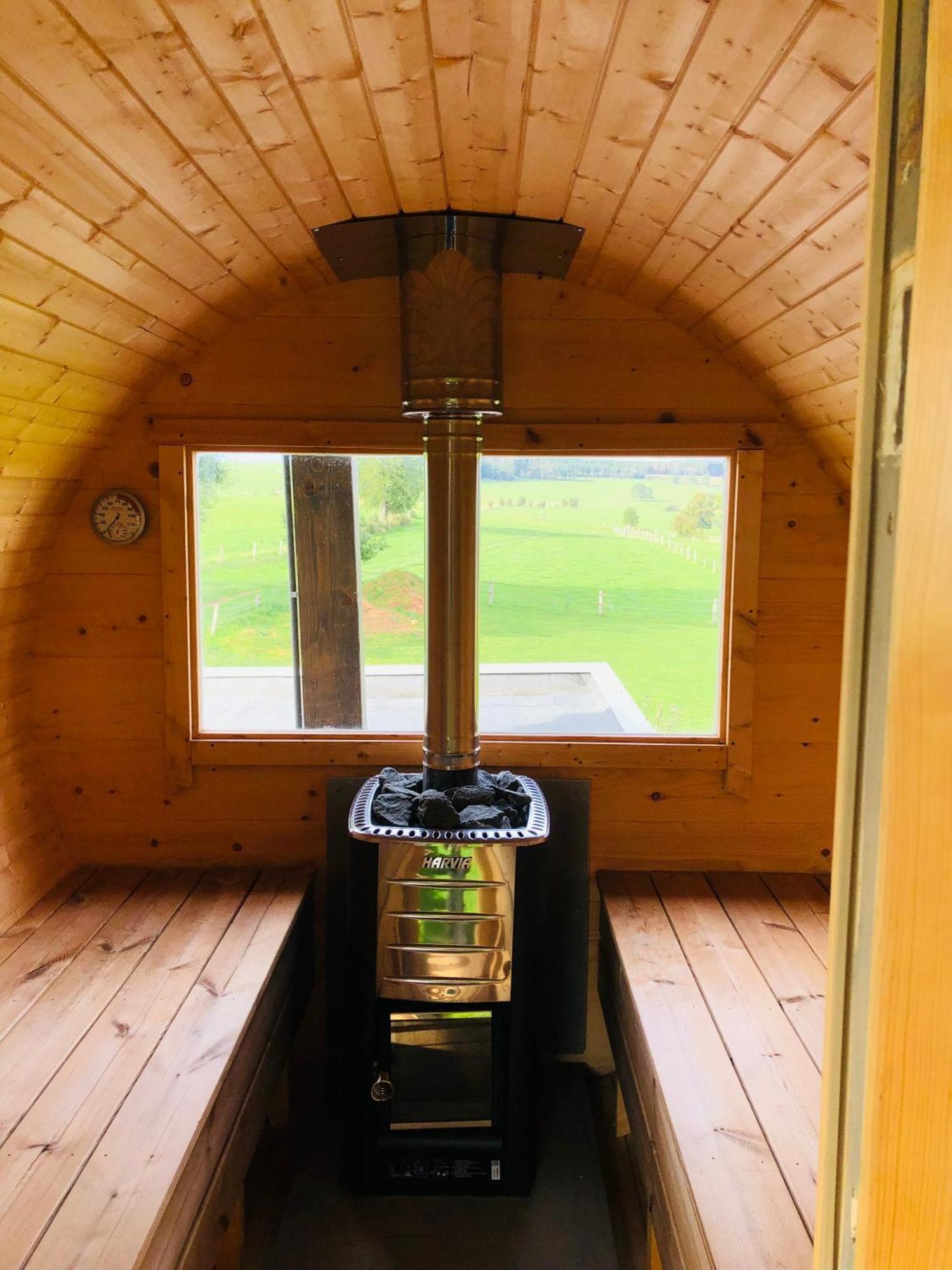 Pegasus I - 2 Chambres De Luxe, Cuisine, Salon, 2 Terrasses Et Sauna Vielsalm Exterior photo